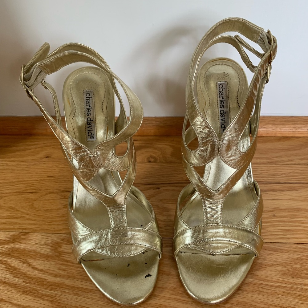 Charles David Size 7.5 Gold Strappy Heels